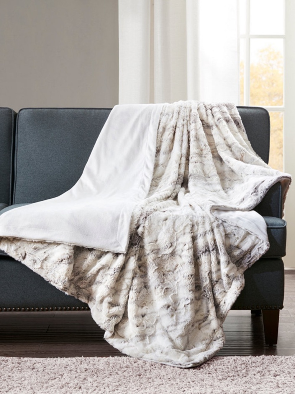 Madison Park Sachi Faux-Fur Throw, 60" × 70"